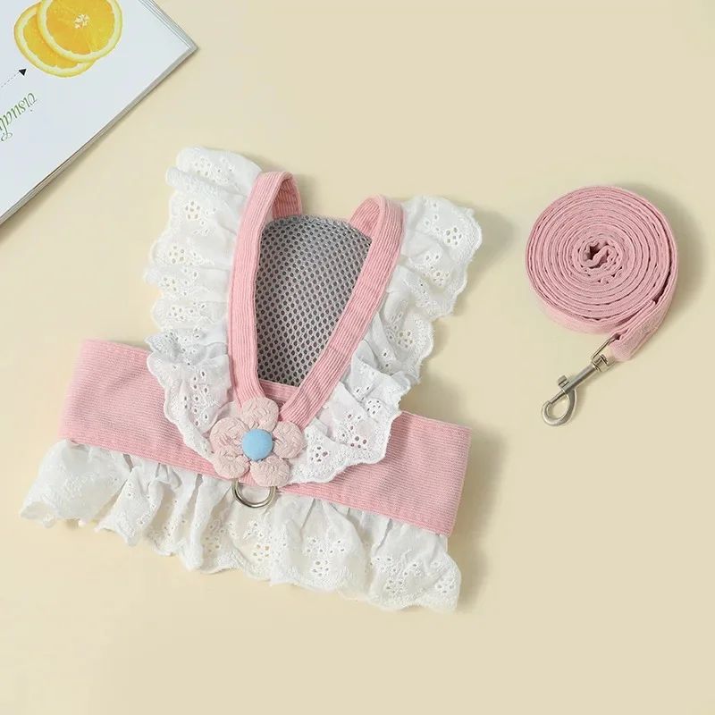 Ruffled cat harness with matching leash